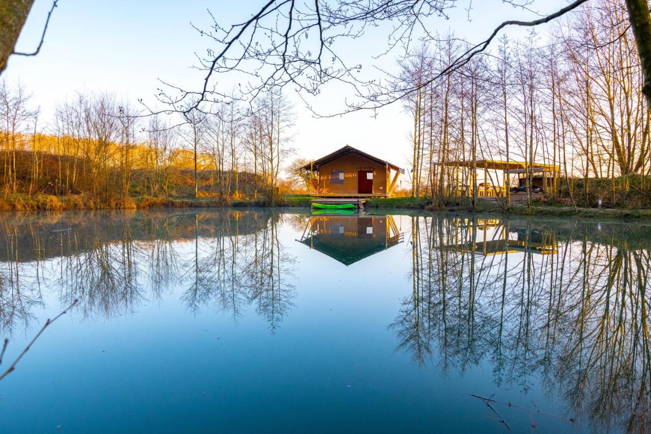 Arcadia Safari Tent In Private 5 Acre Field 렉섬 외부 사진